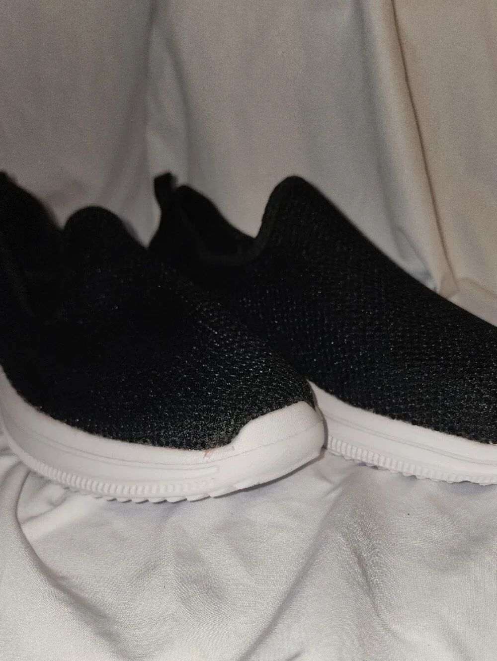 Sport Size 40 US 9-9.5 Slip-On Black Mesh Sneakers with White Sole
